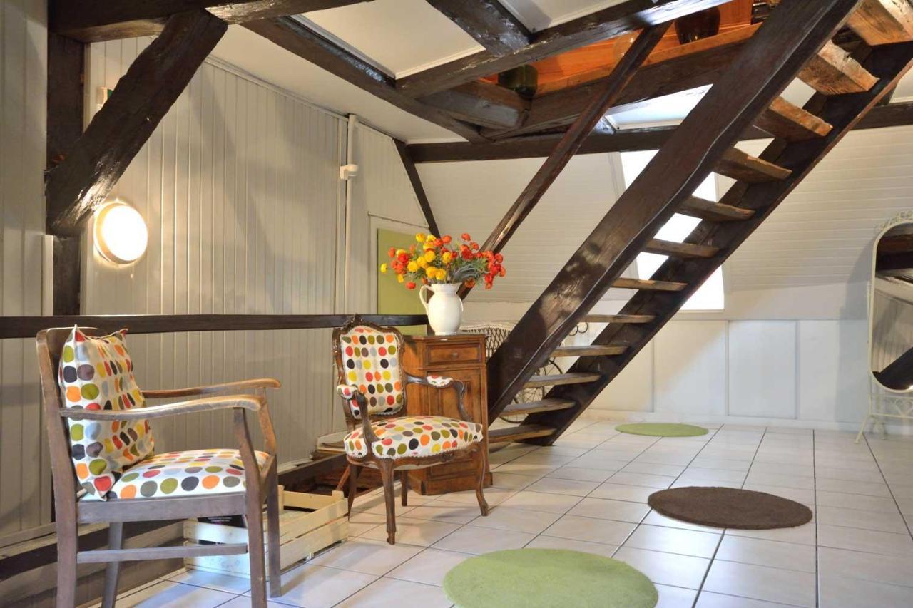 Chez Myriam Bed And Breakfast Studio Parme Colmar Bagian luar foto